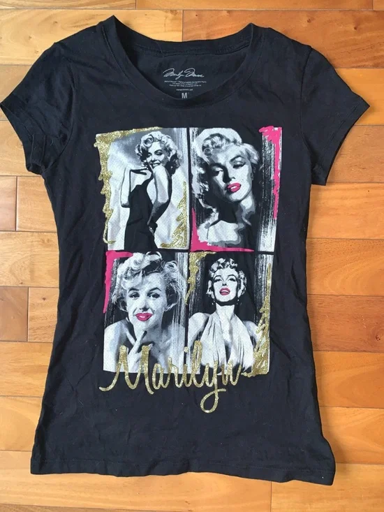 Marilyn Monroe Fitted Glitter T-Shirt Black & White - Picture 6 of 9